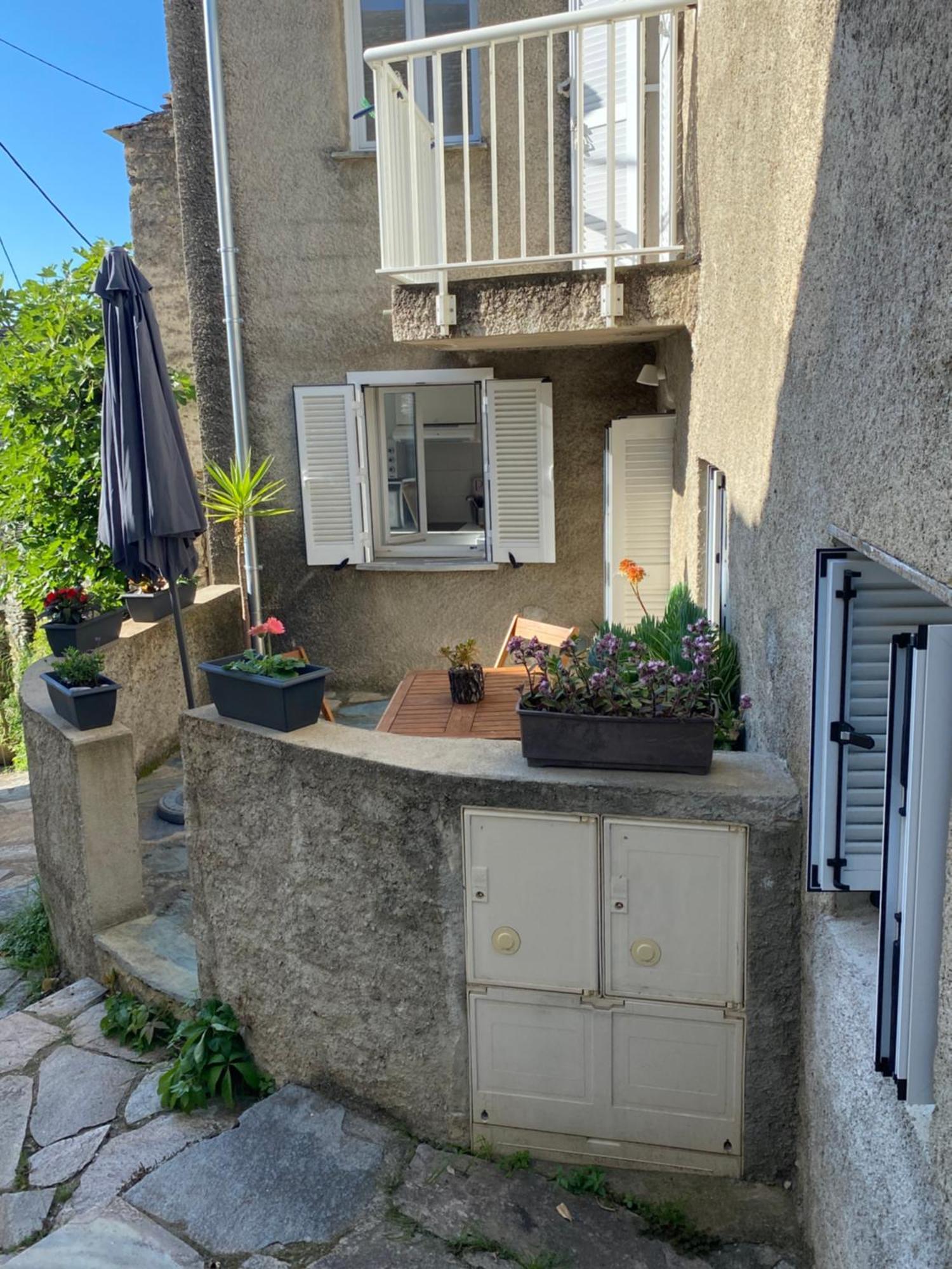 Ferienwohnung A Macina Brando Exterior foto
